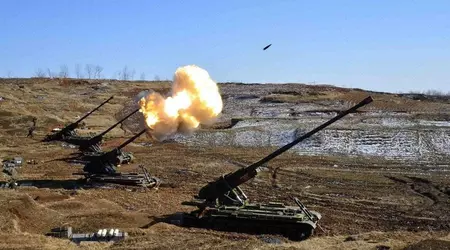 Des systèmes d'artillerie automoteurs à longue portée M1989 Koksan coréens repérés en Russie