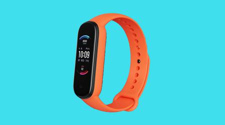 Le Amazfit Band 5 avec capteur SpO2, prise en charge d'Alexa et jusqu'à 15 jours d'autonomie est en vente sur Amazon pour 31,99 $ (8 $ de réduction).