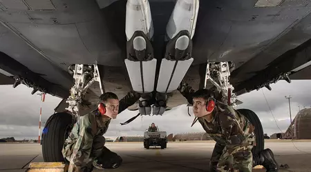 Les avions ukrainiens ont commencé à utiliser des bombes GBU-39/B SDB résistantes aux dispositifs de guerre électronique russes.