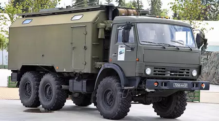 Le système de missiles américain HIMARS a détruit une station de guerre électronique russe RB-636M2 Svet-KU.