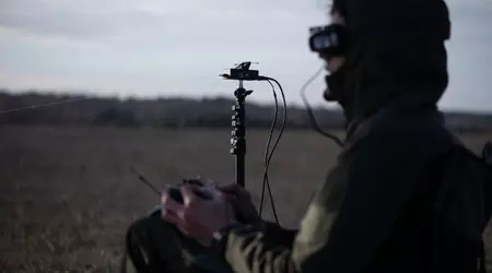 Nouvelle étape : Des développeurs ukrainiens créent des drones FPV à fibre optique d'une portée de 20 km