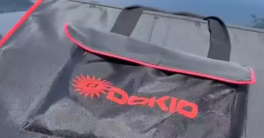 Panneau solaire portable DOKIO 220w 