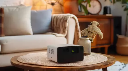 Epson a lancé les EpiqVision Mini EF-21 et EF-22 en Europe : des projecteurs laser compacts équipés de Google TV et vendus à partir de 899 euros.