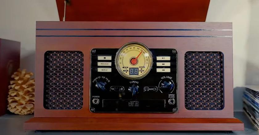 Victrola Nostalgic 6-en-1 Meilleure platine vinyle moins de 100 euros