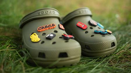 Un crossover auquel personne ne s'attendait : Fortnite a annoncé une collaboration avec Crocs - vous pouvez habiller votre personnage avec des sandales de la marque.