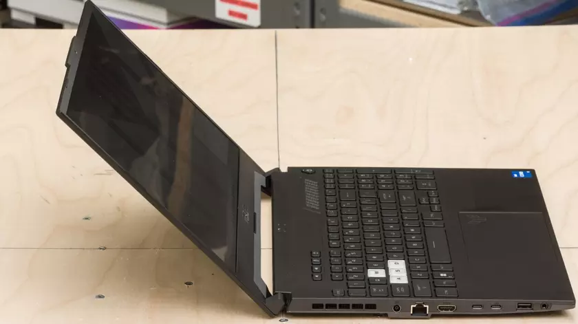 ASUS TUF F15 PC portable pour gaming 1000 euros