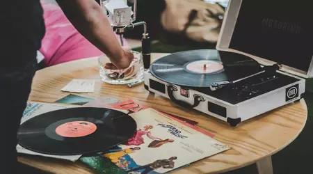 Les disques vinyles dépassent les CD pour la deuxième année consécutive