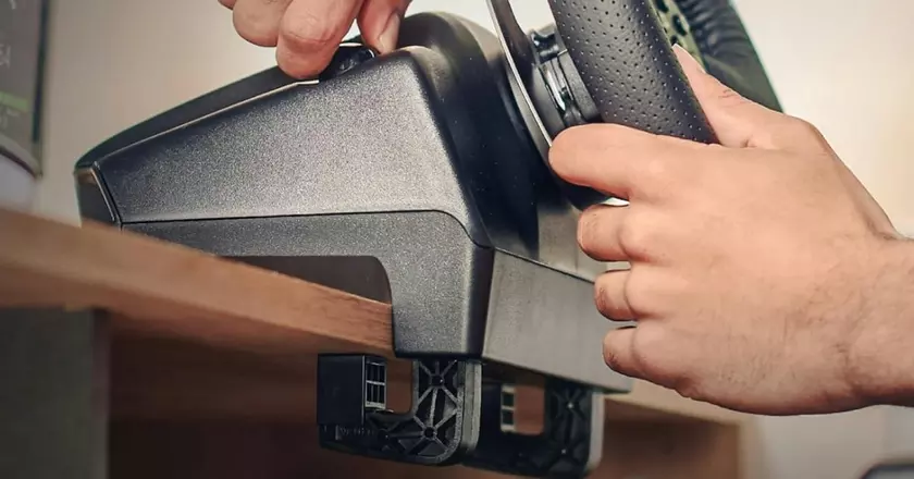 Volant Logitech G ps4
