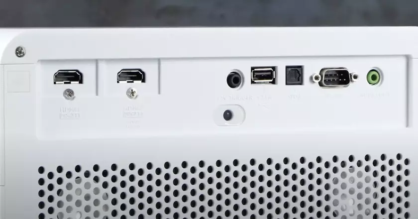 Commentaires sur le projecteur de jeu BenQ X1300i