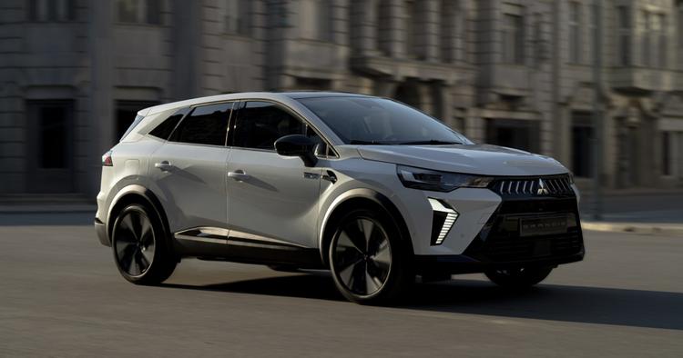 Mitsubishi a dévoilé le nouveau Grandis, ...