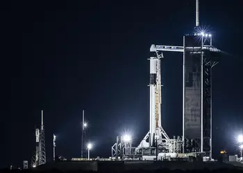 SpaceX met en orbite 22 mini-satellites ...