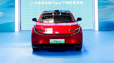 FAW-Toyota bZ5 avec des batteries BYD Blade est entré en production en Chine
