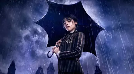 Le train de la hype se prépare déjà : Netflix termine le tournage de la deuxième saison de Wednesday et dévoile la première image de Jenna Ortega.