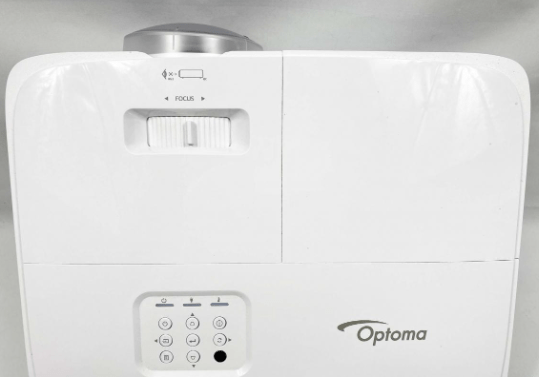 Optoma GT1080HDR ou Optoma EH200ST