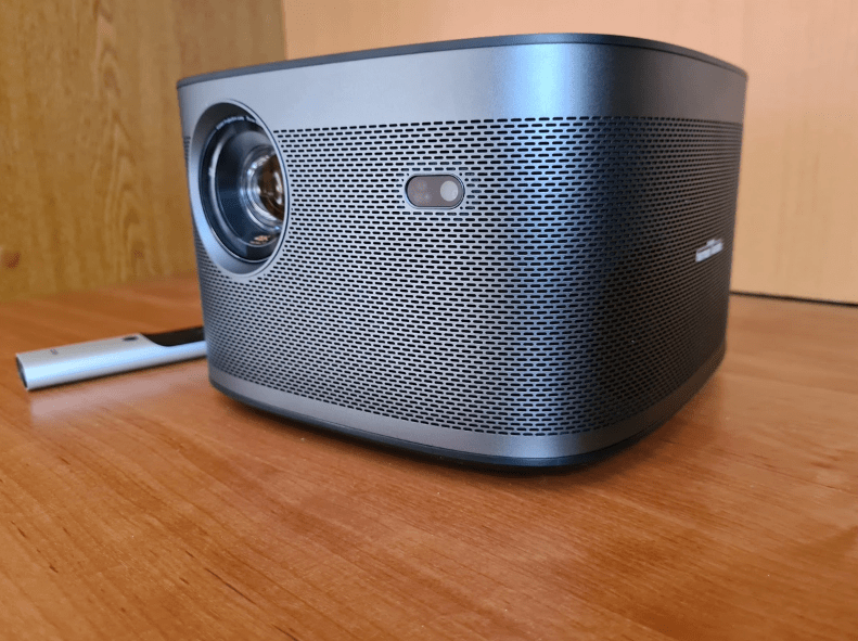 XGIMI Horizon Pro ou Benq TK850i