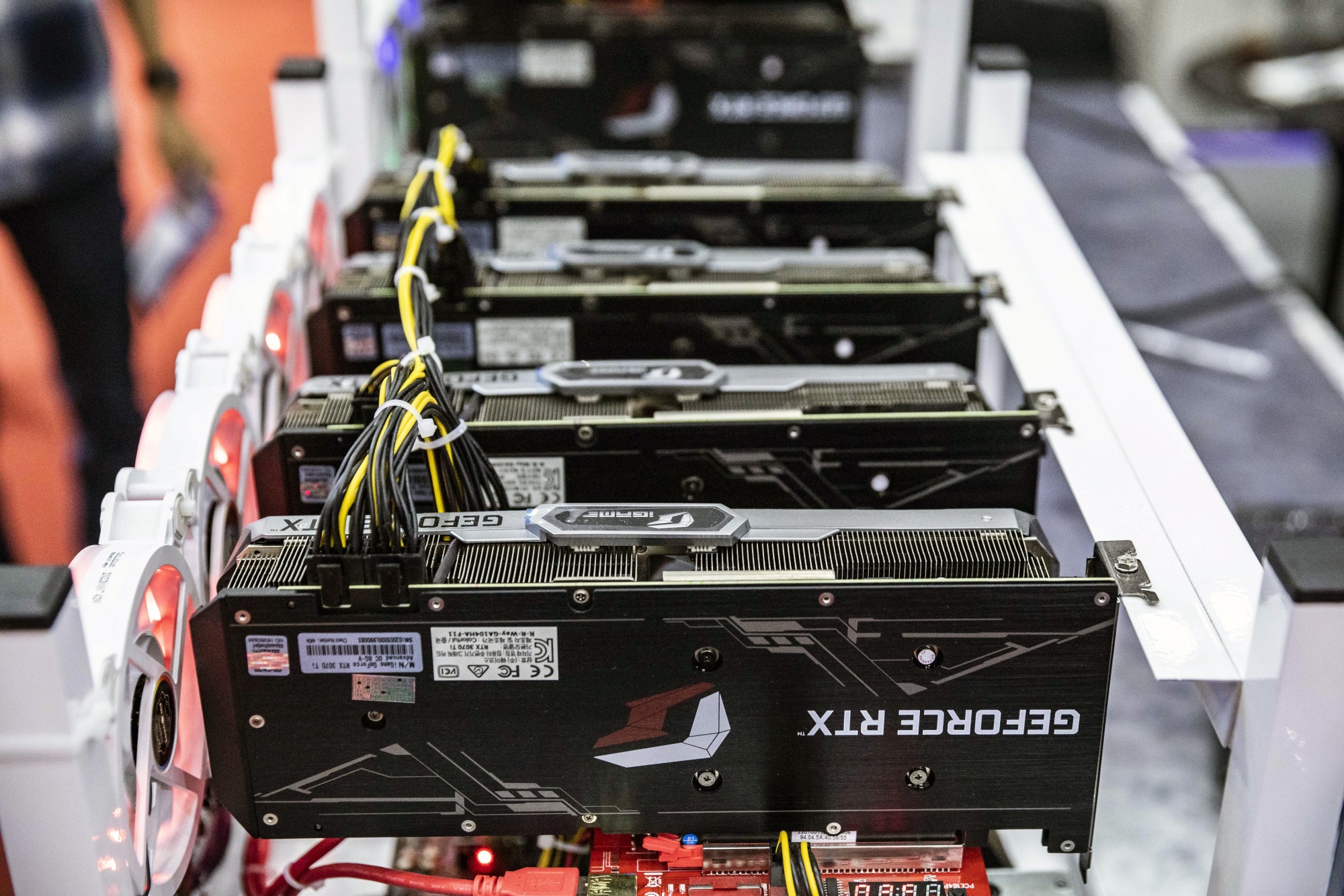 NVIDIA a gagné 65 milliards de dollars en un jour - 219 milliards de dollars depuis le début de l'année. NVIDIA a gagné 65 milliards de dollars en un jour - 219 milliards de dollars depuis le début de l'année.
