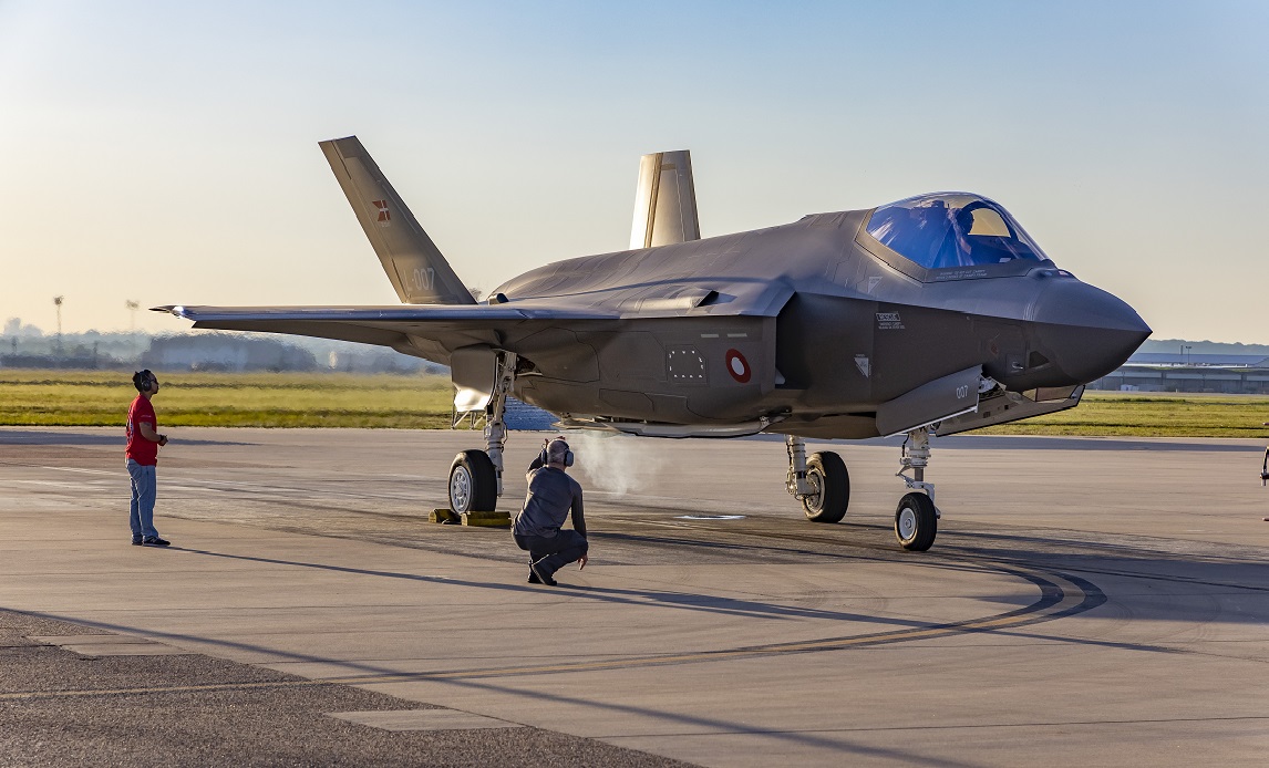 Lockheed Martin assemble le 7e chasseur de cinquième génération F-35A Lightning II pour l'armée de l'air royale danoise Lockheed Martin assemble le 7e chasseur de cinquième génération F-35A Lightning II pour l'armée de l'air royale danoise
