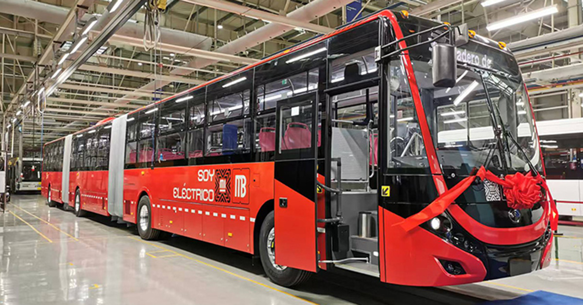 Bus électrique à trois sections Yutong : une nouvelle norme à Zhengzhou