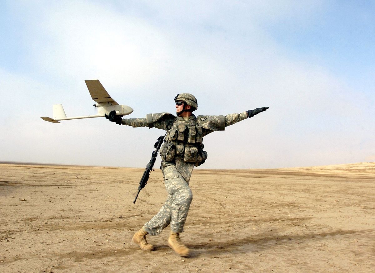 Les drones de l'armée américaine peuvent reconnaître les visages - L'US Air Force investit 730 000 dollars dans le développement de cette technologie. Les drones de l'armée américaine peuvent reconnaître les visages - L'US Air Force investit 730 000 dollars dans le développement de cette technologie.