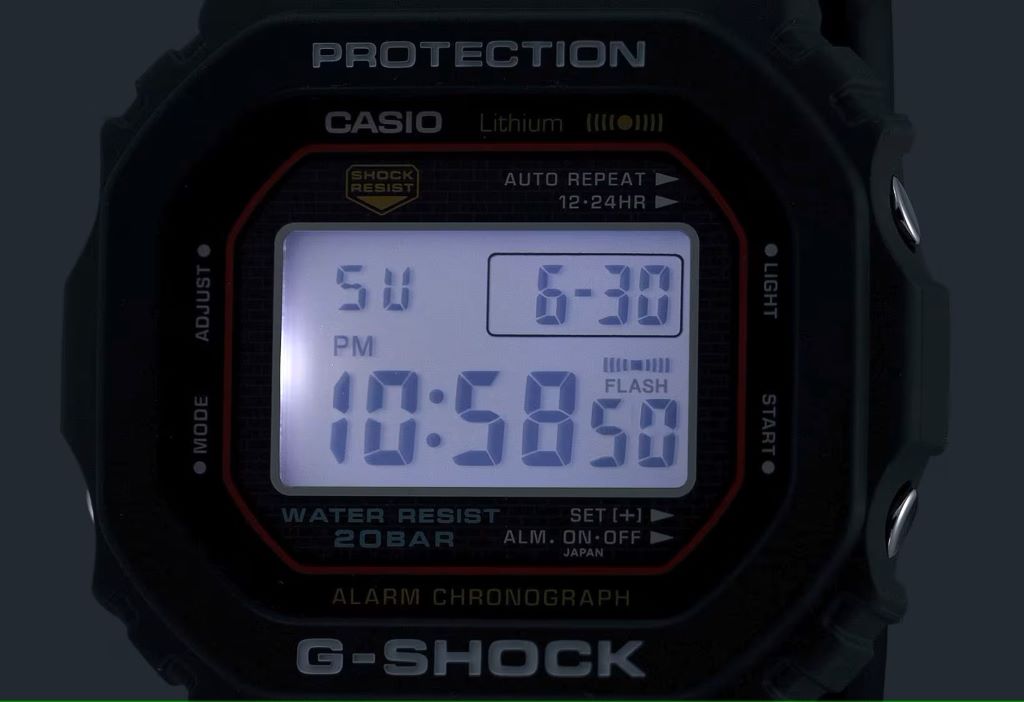 Casio lance la montre G-Shock DW-5000R en l'honneur du modèle original de 1983 Casio lance la montre G-Shock DW-5000R en l'honneur du modèle original de 1983