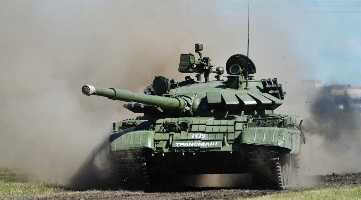 Les forces armées ukrainiennes détruisent un char russe T-62MV Les forces armées ukrainiennes détruisent un char russe T-62MV