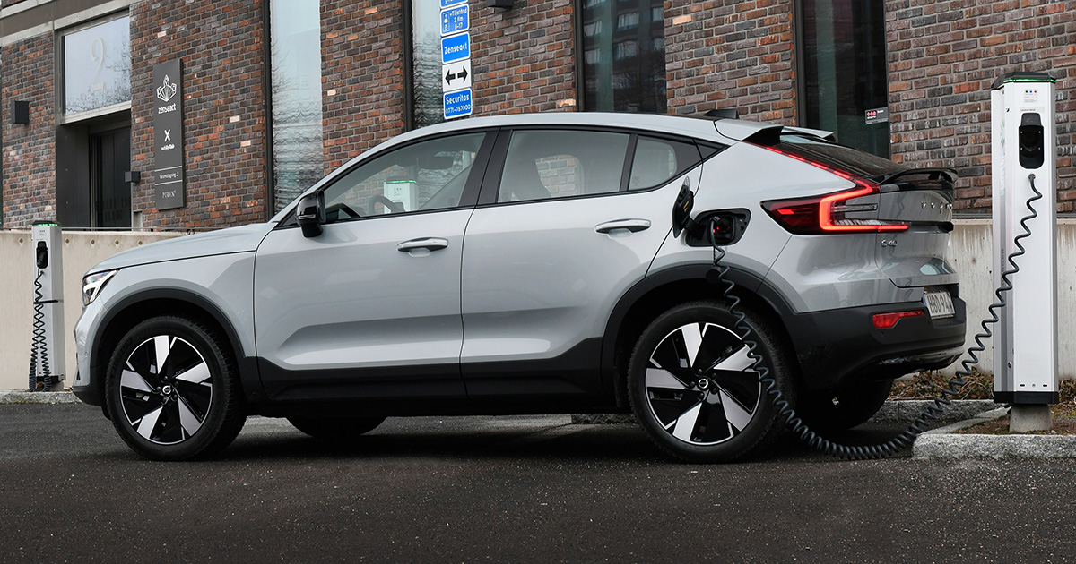 Le nouveau pas de Volvo : le SUV coupé électrique C40 est dévoilé Volvo C40 Recharge : Un pas en avant dans l'innovation en matière de véhicules électriques