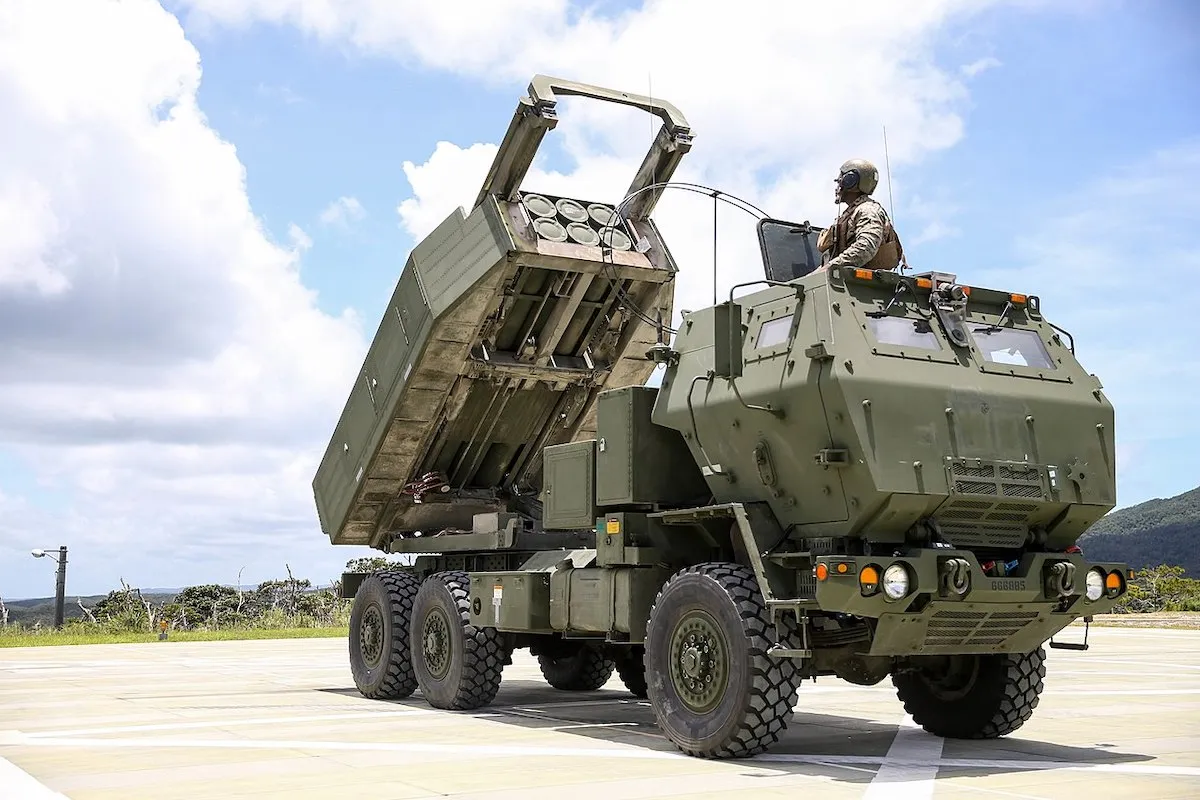Taiwan achète 18 systèmes de missiles M142 HIMARS supplémentaires Taiwan achète 18 systèmes de missiles M142 HIMARS supplémentaires
