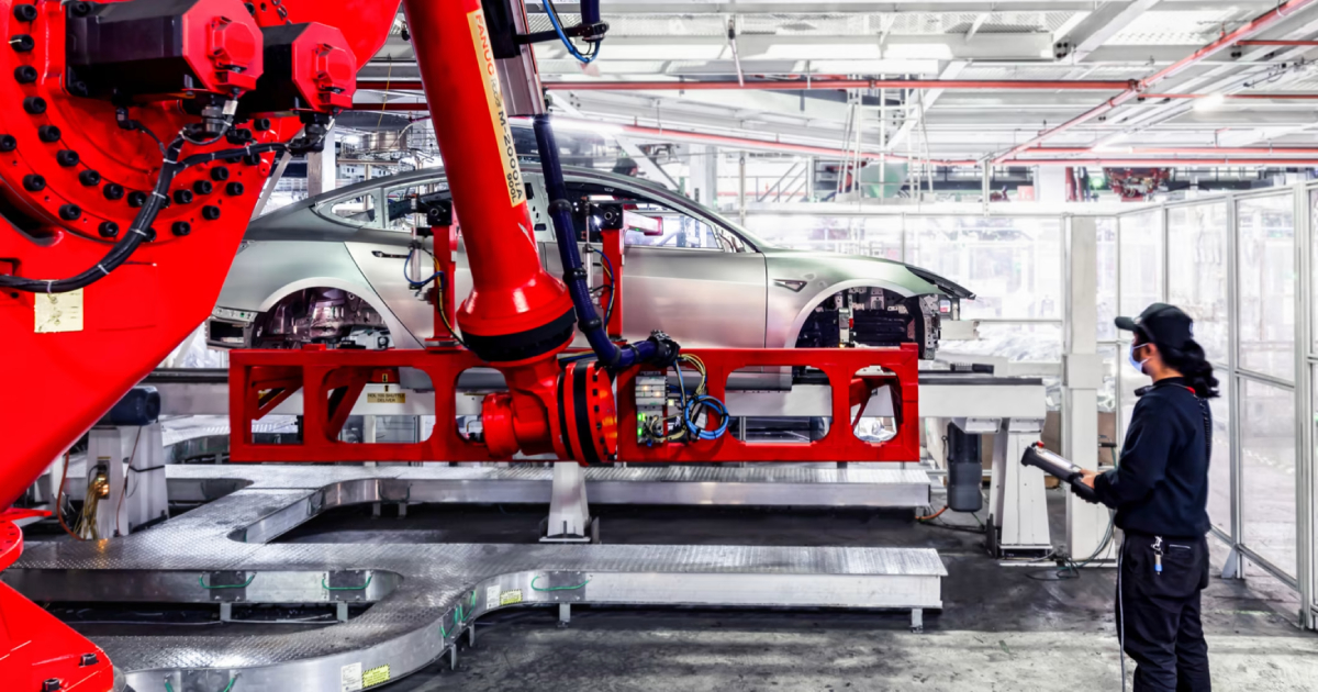 Innovations en action : processus technologique à la production de Tesla Tesla : Que faut-il attendre du nouveau cycle de production automobile ?