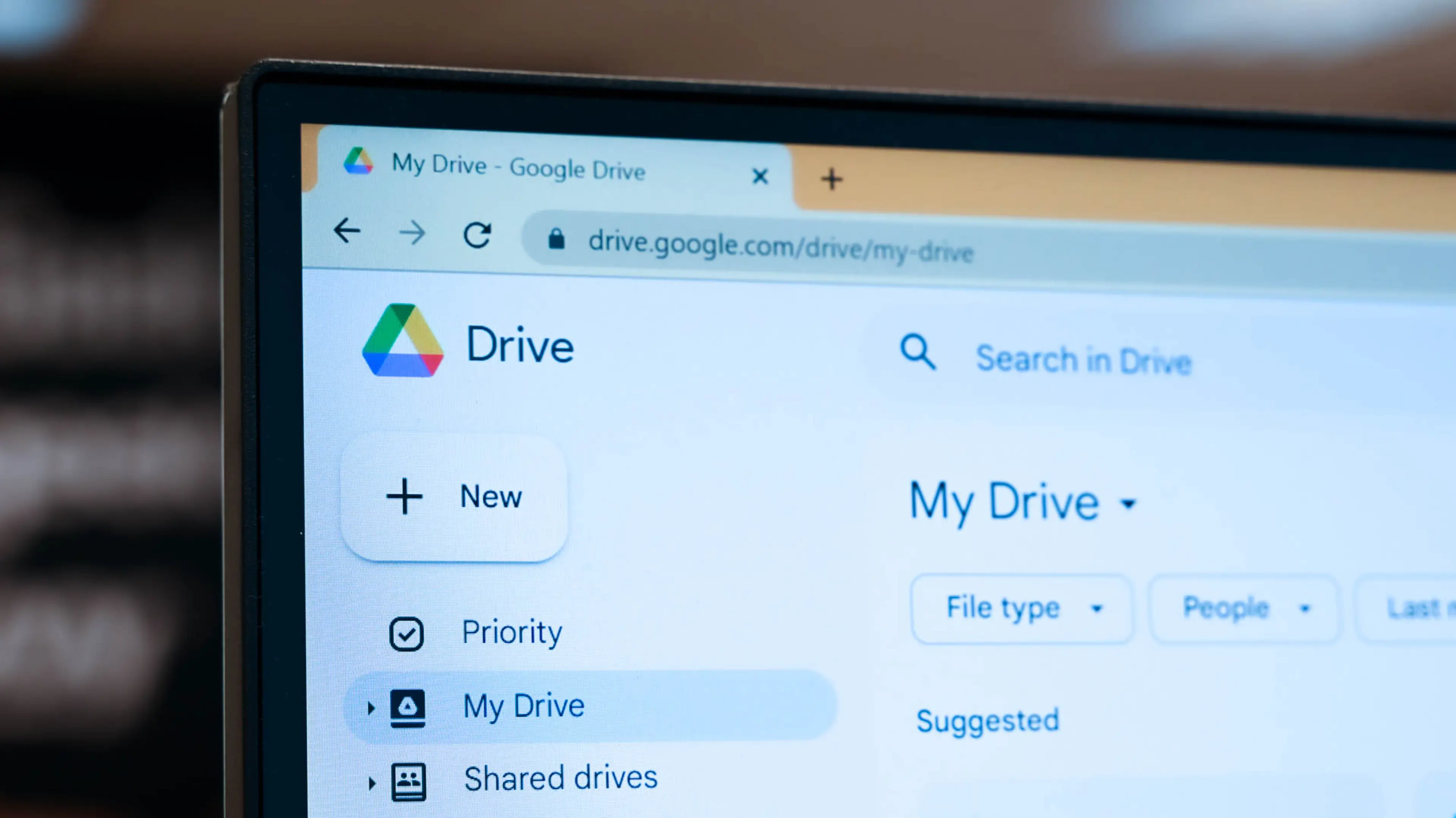 En juin, Google cessera de prendre en charge la version de bureau de Google Drive sur Windows 8/8.1. En juin, Google cessera de prendre en charge la version de bureau de Google Drive sur Windows 8/8.1.