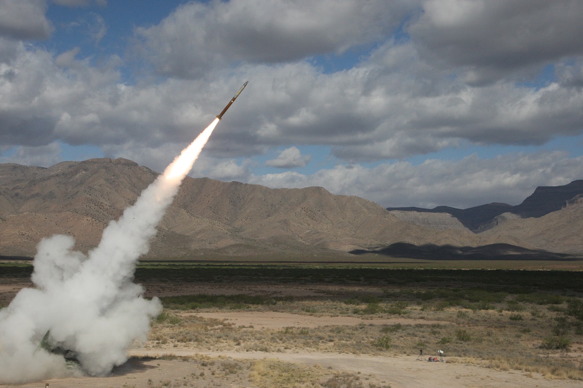 Northrop Grumman commence la production à grande échelle de moteurs pour les fusées GMLRS Northrop Grumman commence la production à grande échelle de moteurs pour les fusées GMLRS
