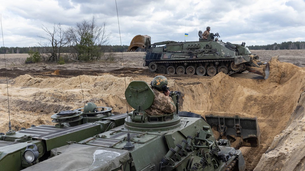 Les forces de défense présentent pour la première fois en Ukraine des véhicules norvégiens NM189 Ingeniørpanservogn basés sur le char Leopard 1 Les forces de défense présentent pour la première fois en Ukraine des véhicules norvégiens NM189 Ingeniørpanservogn basés sur le char Leopard 1