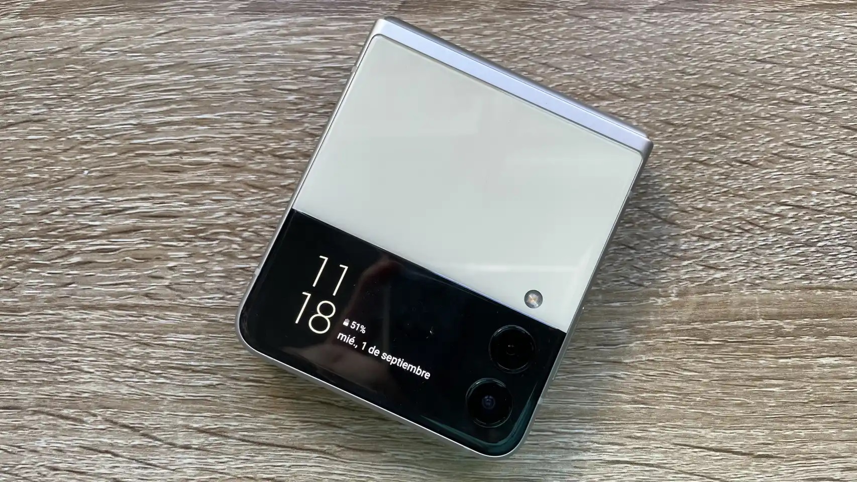 Samsung étend la mise à jour One UI 6.1.1 pour les Galaxy Fold 4 et Flip 4 à de nombreux pays à travers le monde Samsung étend la mise à jour One UI 6.1.1 pour les Galaxy Fold 4 et Flip 4 à de nombreux pays à travers le monde