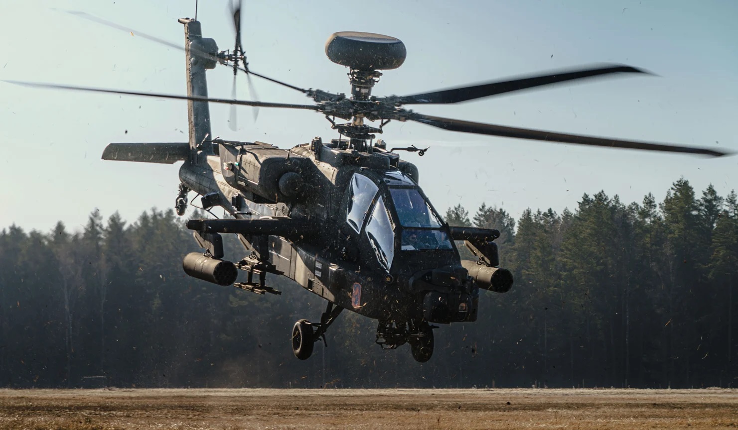 Le Royaume-Uni a nié toute information concernant le transfert d'hélicoptères d'attaque Apache AH64 E à l'Ukraine. Le Royaume-Uni a nié toute information concernant le transfert d'hélicoptères d'attaque Apache AH64 E à l'Ukraine.