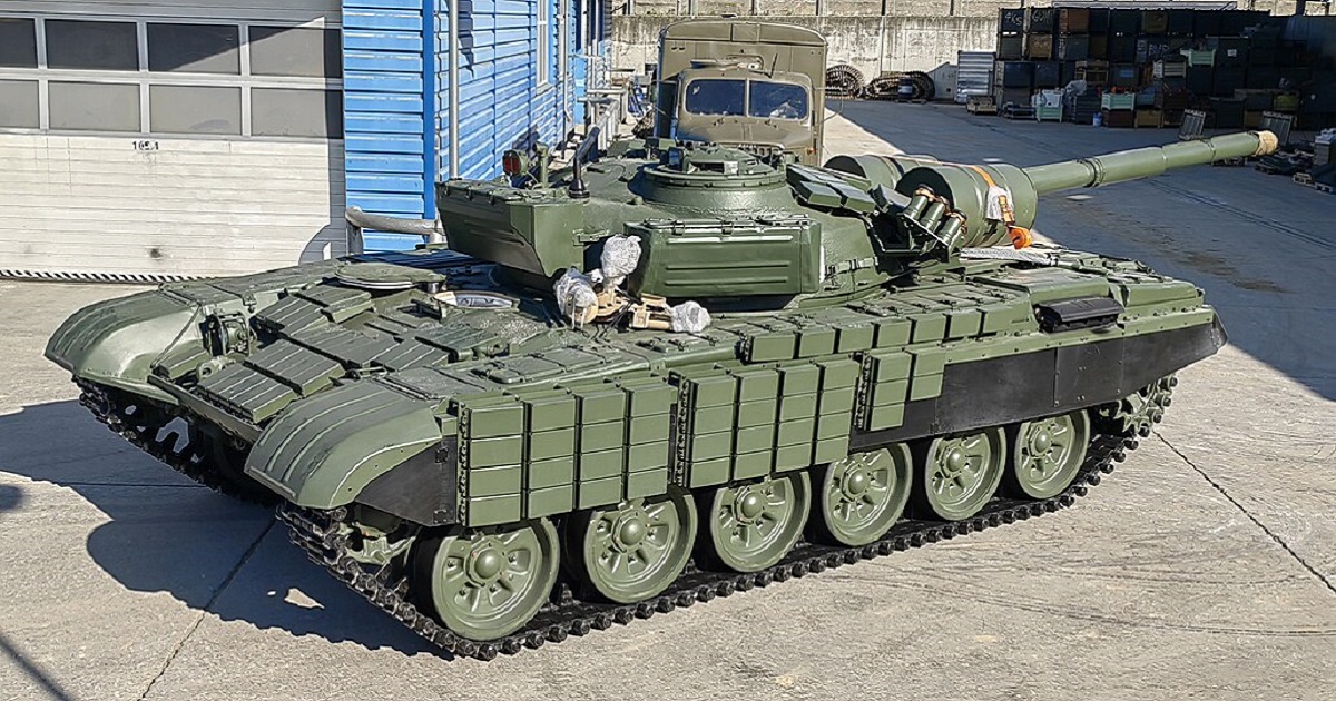 La République tchèque a envoyé à l'Ukraine un char T-72 Avenger amélioré, acheté pour 1 million de dollars spécialement pour l'AFU. La République tchèque a envoyé à l'Ukraine un char T-72 Avenger amélioré, acheté pour 1 million de dollars spécialement pour l'AFU.
