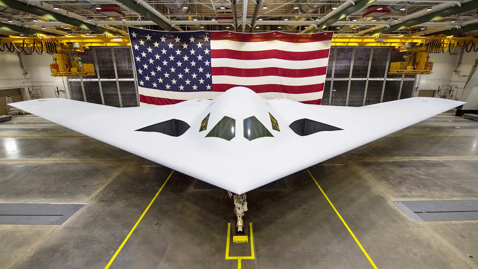 Une nouvelle photo du B-21 Raider révèle les caractéristiques impressionnantes du bombardier nucléaire de nouvelle génération