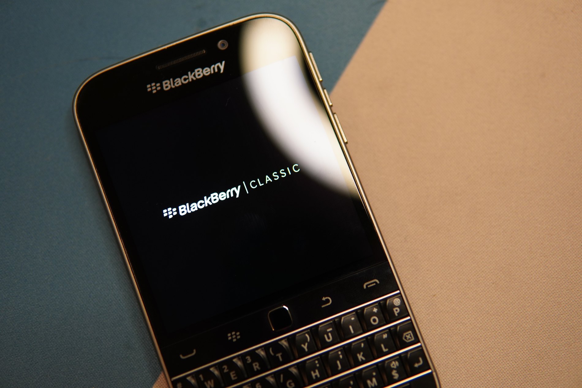 C'est officiel : le projet de smartphone 5G de BlackBerry est enfin clos C'est officiel : le projet de smartphone 5G de BlackBerry est enfin clos
