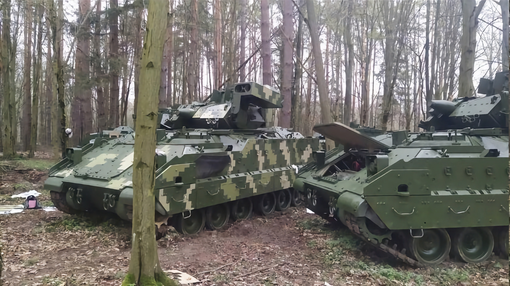 C'est officiel : L'Ukraine reçoit des véhicules de combat d'infanterie Bradley américains C'est officiel : L'Ukraine reçoit des véhicules de combat d'infanterie Bradley américains
