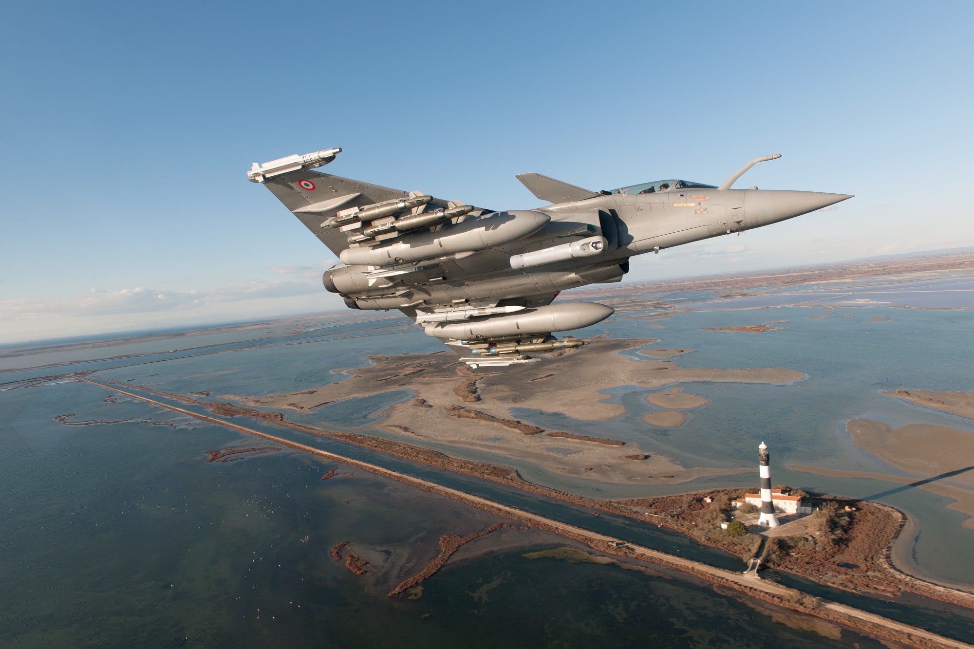 La France a reçu le premier nouvel avion de combat Dassault Rafale de niveau F3-R depuis quatre ans. La France a reçu le premier nouvel avion de combat Dassault Rafale de niveau F3-R depuis quatre ans.
