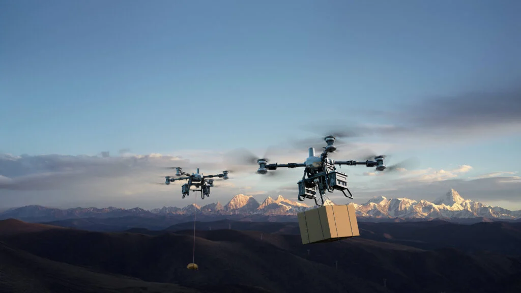 Nouveau drone cargo DJI FlyCart 100 : jusqu'à 26 km de vol pour 12 500 $ !