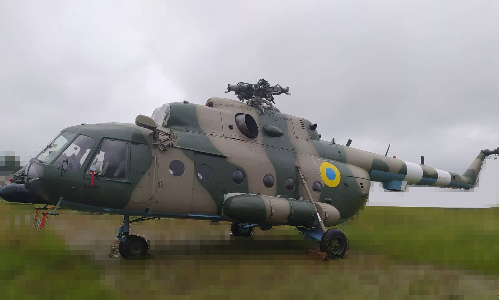 La Lettonie donne à l'Ukraine deux hélicoptères Mi-17 et deux Mi-2 chacun La Lettonie donne à l'Ukraine deux hélicoptères Mi-17 et deux Mi-2 chacun