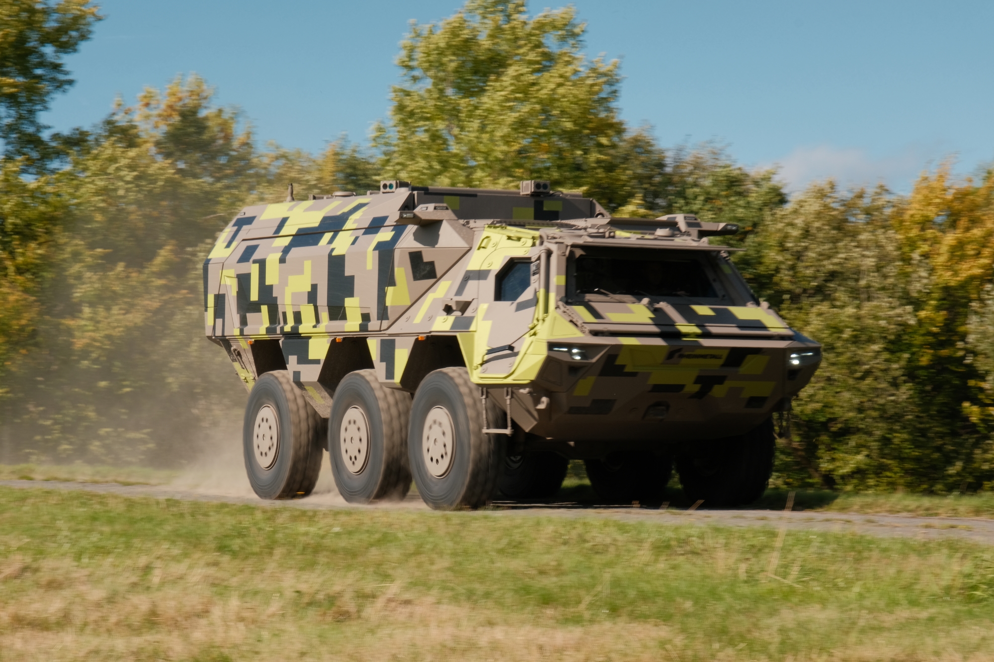 Rheinmetall prévoit de construire des véhicules blindés Fuchs en Ukraine Rheinmetall prévoit de construire des véhicules blindés Fuchs en Ukraine
