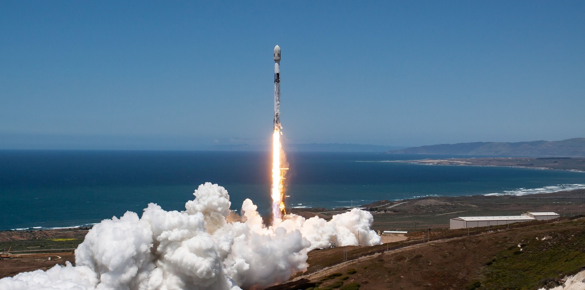 SpaceX lance un nouveau lot de satellites Starlink - Les fusées Falcon 9 ont effectué 29 missions depuis le début de l'année. SpaceX lance un nouveau lot de satellites Starlink - Les fusées Falcon 9 ont effectué 29 missions depuis le début de l'année.