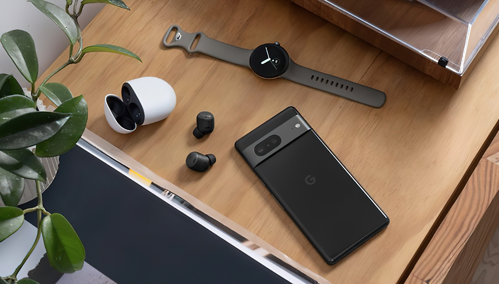 Fuite : Google va rendre le Pixel 8 plus compact et abandonner le design angulaire au profit de formes arrondies. Fuite : Google va rendre le Pixel 8 plus compact et abandonner le design angulaire au profit de formes arrondies.