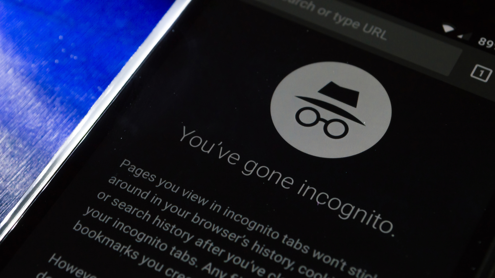Google a ajouté la possibilité de verrouiller les onglets incognito dans Chrome pour Android à l'aide d'un mot de passe ou d'un lecteur d'empreintes digitales. Google a ajouté la possibilité de verrouiller les onglets incognito dans Chrome pour Android à l'aide d'un mot de passe ou d'un lecteur d'empreintes digitales.