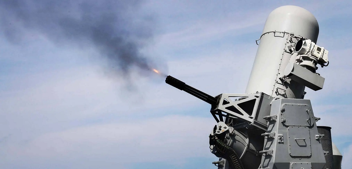 Des marins américains montrent une vidéo amusante et effrayante de la communication avec le sinistre système antiaérien Mark 15 Phalanx CIWS, qui a pris pour cible un Boeing 737 en vol. Des marins américains montrent une vidéo amusante et effrayante de la communication avec le sinistre système antiaérien Mark 15 Phalanx CIWS, qui a pris pour cible un Boeing 737 en vol.