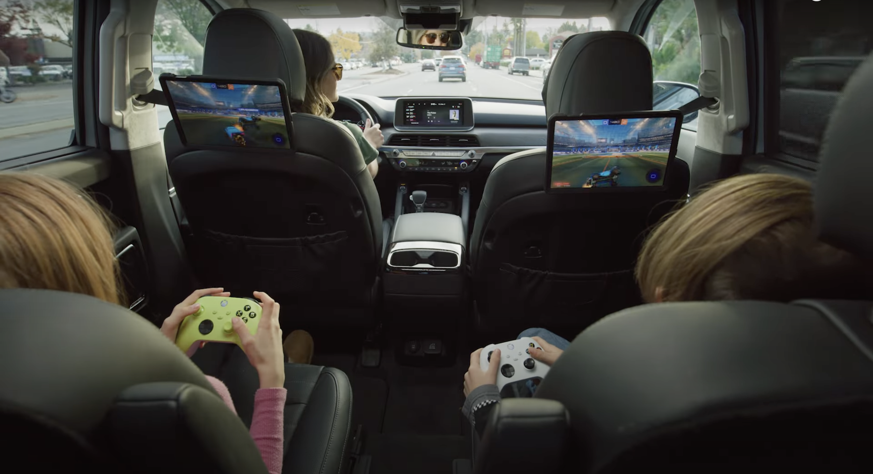 Les voitures Polestar, BYD, Hyundai, Kia et Genesis équipées d'Android Automotive seront compatibles avec le service de jeux en nuage GeForce Now de Nvidia. Les voitures Polestar, BYD, Hyundai, Kia et Genesis équipées d'Android Automotive seront compatibles avec le service de jeux en nuage GeForce Now de Nvidia.