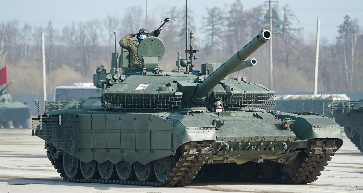 Des drones ukrainiens détruisent un char russe T-90M amélioré d'une valeur de 2,5 millions de dollars Des drones ukrainiens détruisent un char russe T-90M amélioré d'une valeur de 2,5 millions de dollars