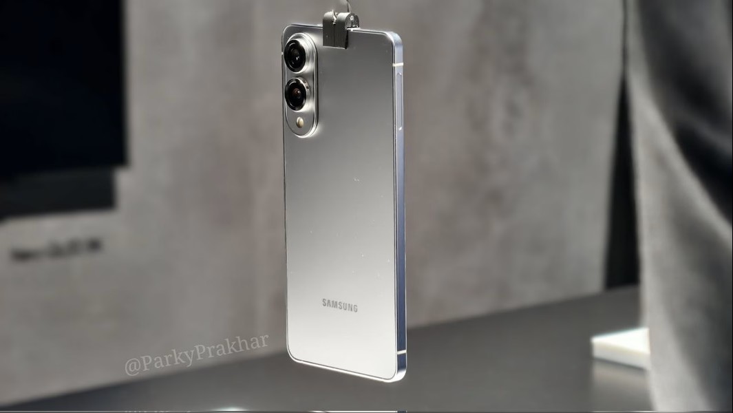 Le Galaxy S25 Edge dévoilé : Un regard plus attentif sur la technologie de pointe de Samsung Samsung libère le futur : Le Galaxy S25 Edge : l'innovation au service de l'excellence