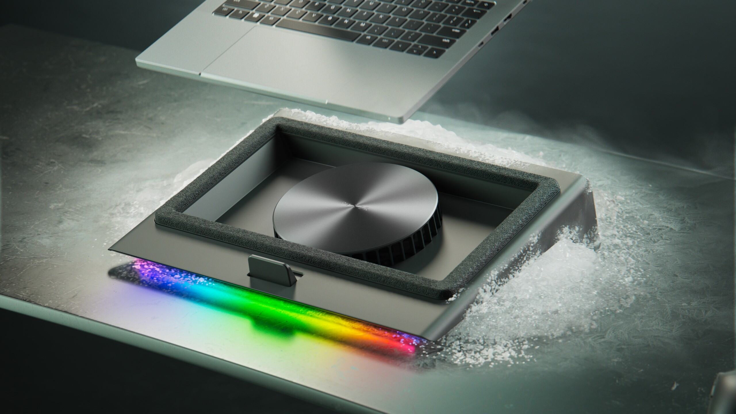 Razer présente un panneau de refroidissement pour les ordinateurs portables : 18% d'amélioration de l'effet de refroidissement pour les modèles de jeu Razer présente un panneau de refroidissement pour les ordinateurs portables : 18% d'amélioration de l'effet de refroidissement pour les modèles de jeu