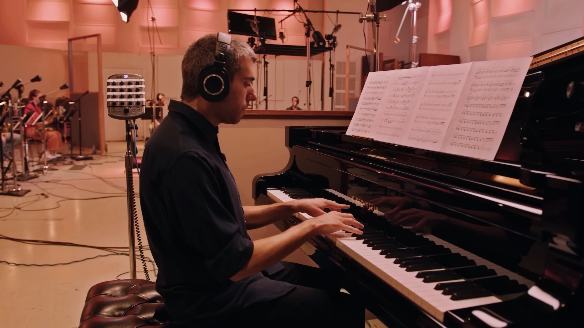 Du classique au jazz : Samsung enchante avec le nouveau son Over the Horizon dans le Galaxy S25 Samsung met à jour sa sonnerie emblématique : version jazz de Over the Horizon pour le Galaxy S25